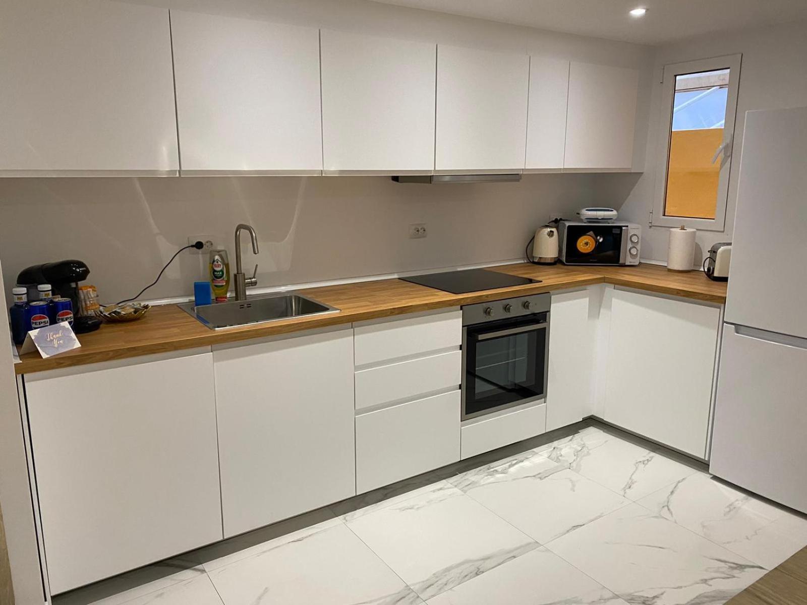 Sea Breeze Apartment كولرا المظهر الخارجي الصورة