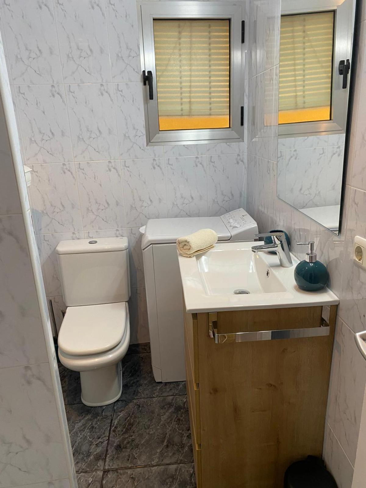 Sea Breeze Apartment كولرا المظهر الخارجي الصورة