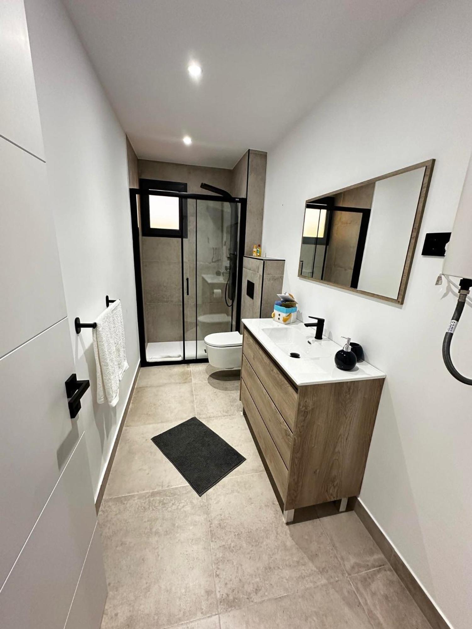 Sea Breeze Apartment كولرا المظهر الخارجي الصورة